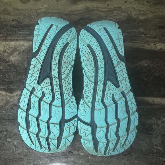 Altra Women's Athletic Shoes in Coral and Navy - Picture 6 of 6